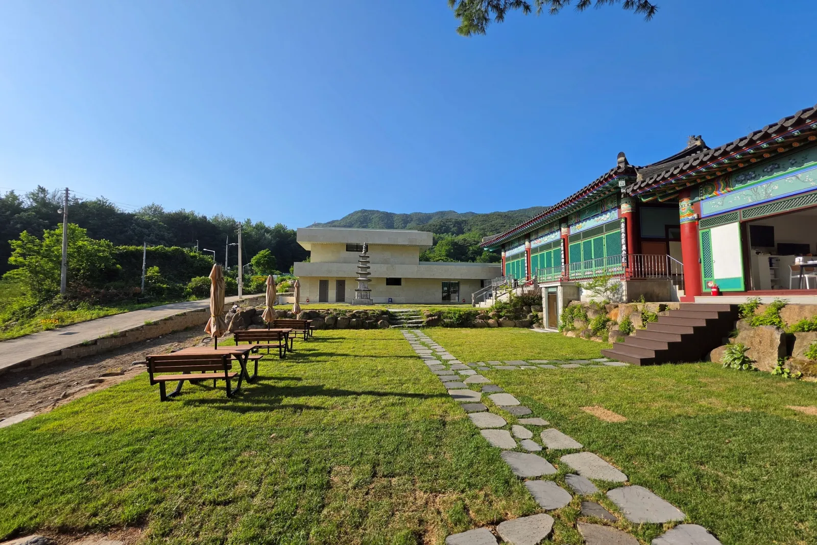 팔공산 용운사 추모관 - 1